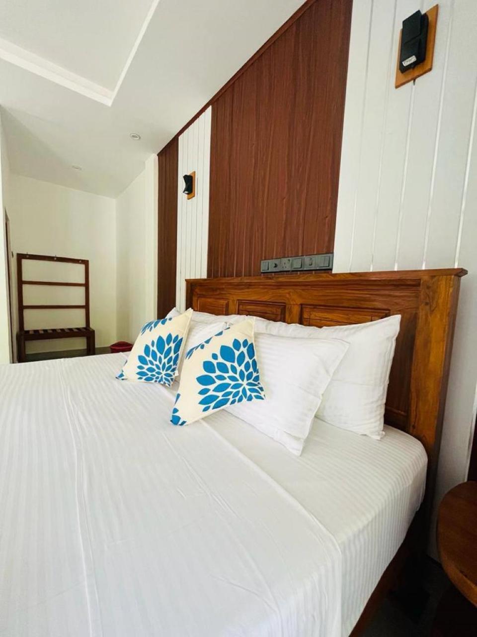 Nn Beach Resort & Spa Nilaveli Kültér fotó