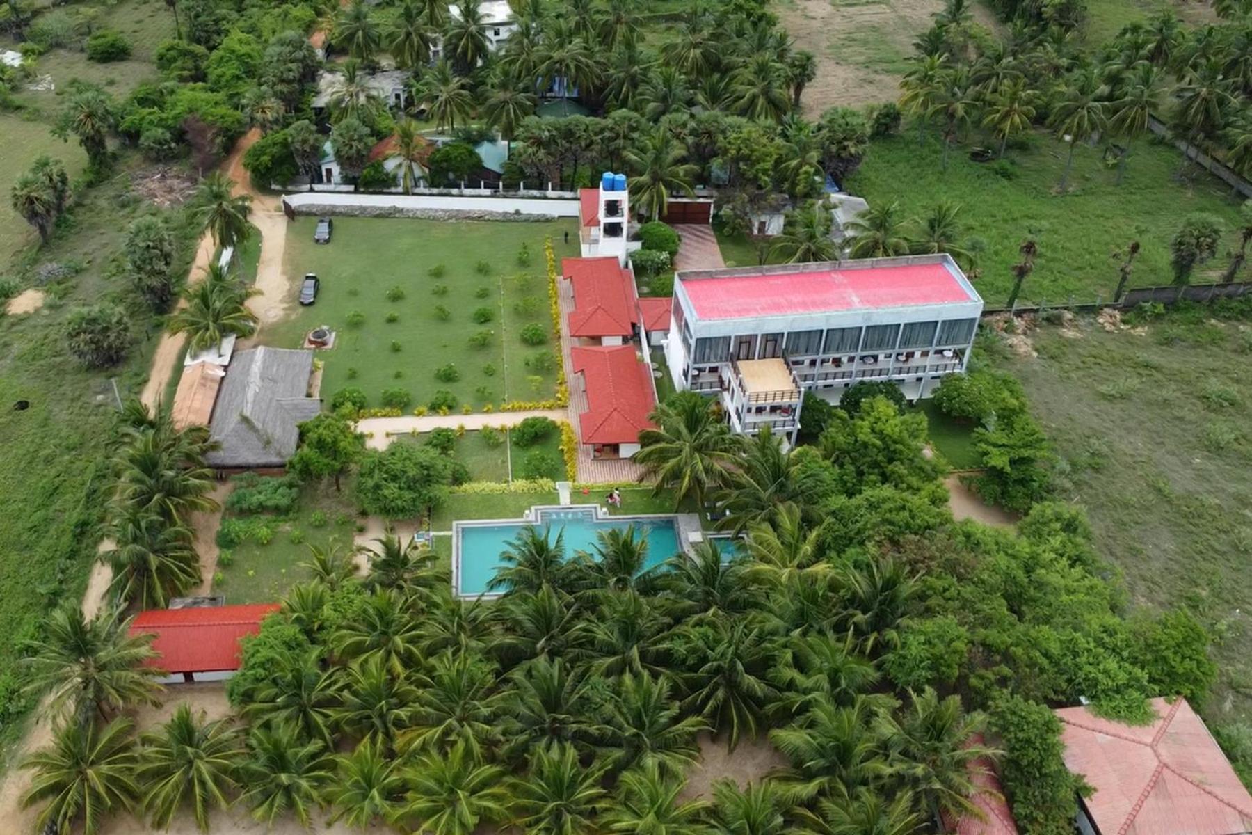 Nn Beach Resort & Spa Nilaveli Kültér fotó